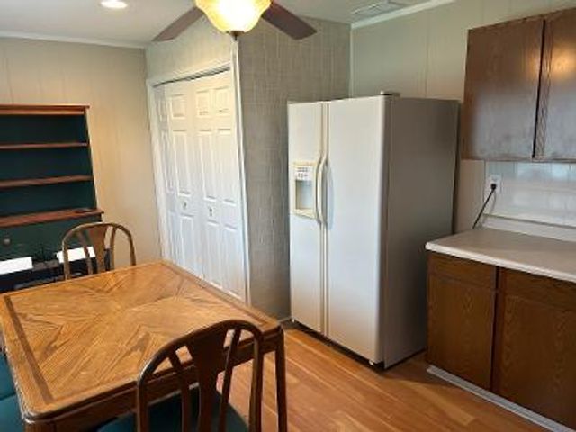 225 Nippert Avenue 225, Romeoville, IL 60446