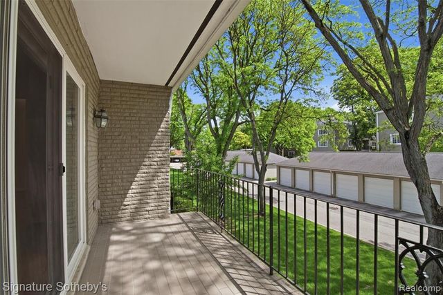 1115 N Old Woodward Avenue 58, Birmingham, MI 48009
