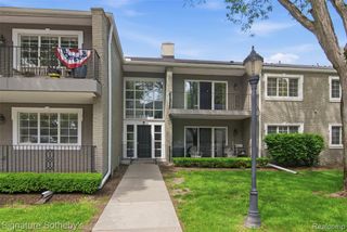 1115 N Old Woodward Avenue 58, Birmingham, MI 48009
