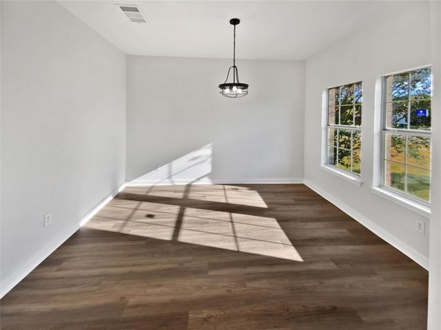 127 Campos DR, Hutto, TX 78634