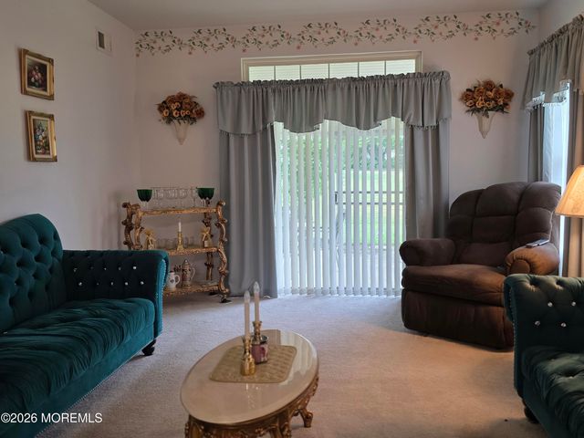 21 Provence Drive, Manchester, NJ 08759