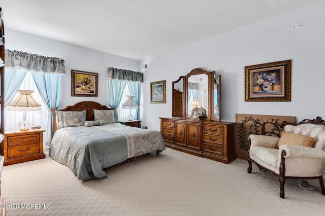 21 Provence Drive, Manchester, NJ 08759