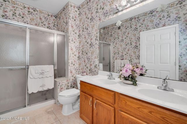 21 Provence Drive, Manchester, NJ 08759