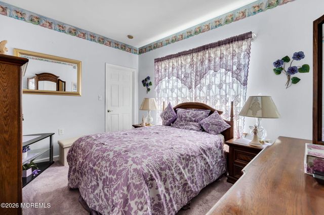 21 Provence Drive, Manchester, NJ 08759