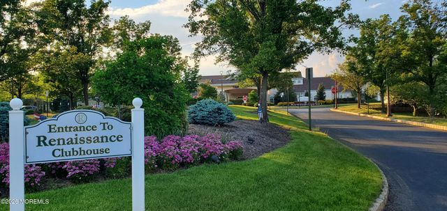 21 Provence Drive, Manchester, NJ 08759