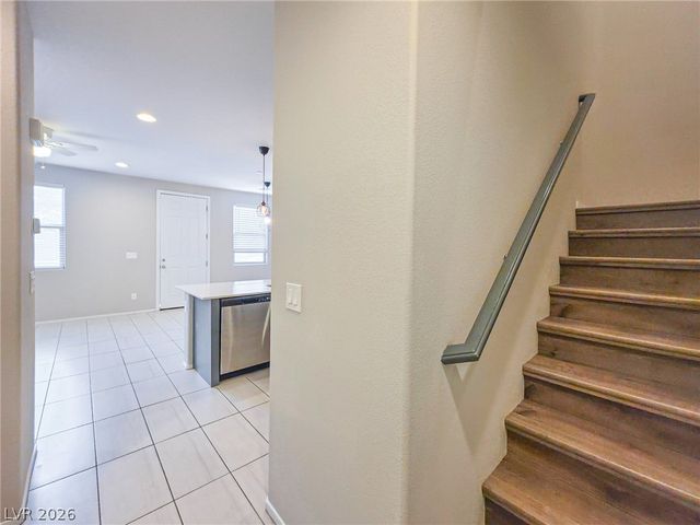 667 Sleeping City Avenue, Henderson, NV 89015