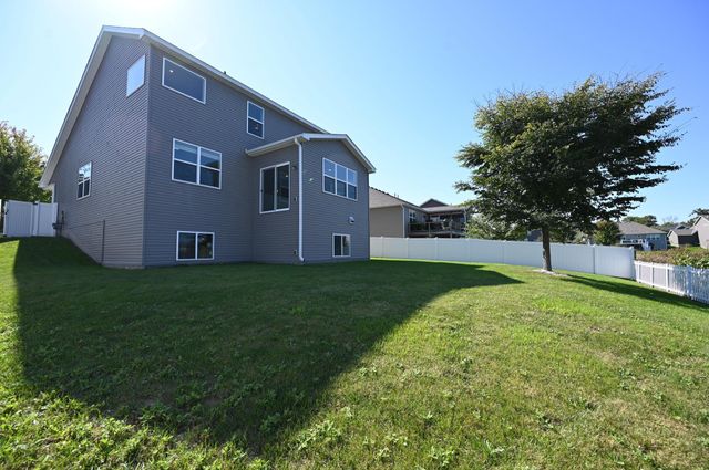 3343 129th Avenue NE, Blaine, MN 55449