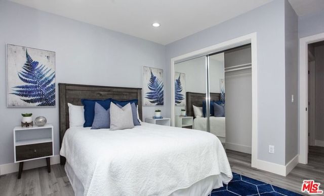 433 S Wilton Place, Los Angeles, CA 90020