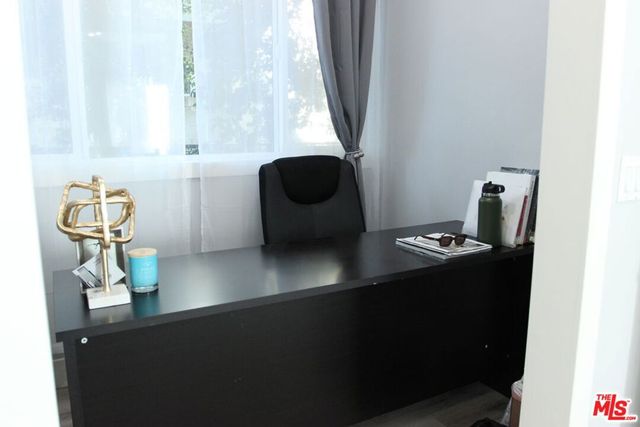 433 S Wilton Place, Los Angeles, CA 90020