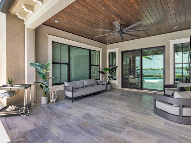 11661 W Watercrest Cir Circle W, Parkland, FL 33076