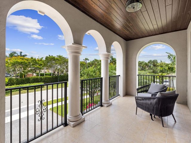 11661 W Watercrest Cir Circle W, Parkland, FL 33076