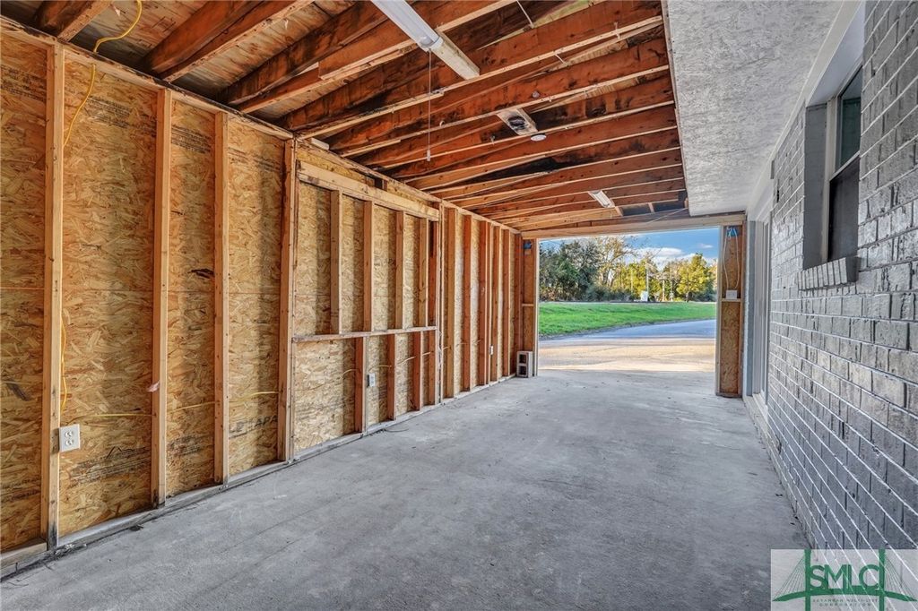 Image 31 of property listing at 601 E 31st Street, Savannah, GA 31401