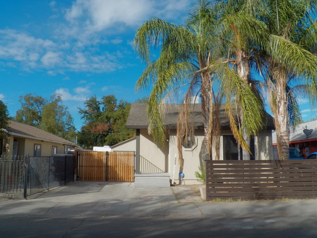 3541 21st Ave, Sacramento, CA 95820