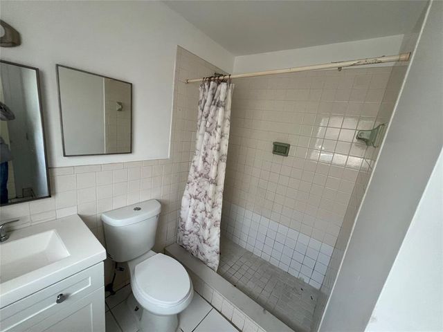 230 SW 1st Street G-8, Pompano Beach, FL 33060