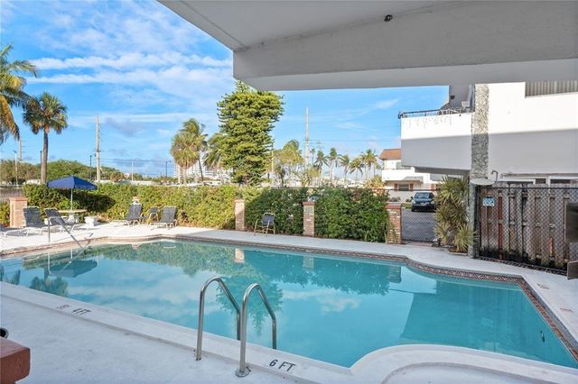 230 SW 1st Street G-8, Pompano Beach, FL 33060