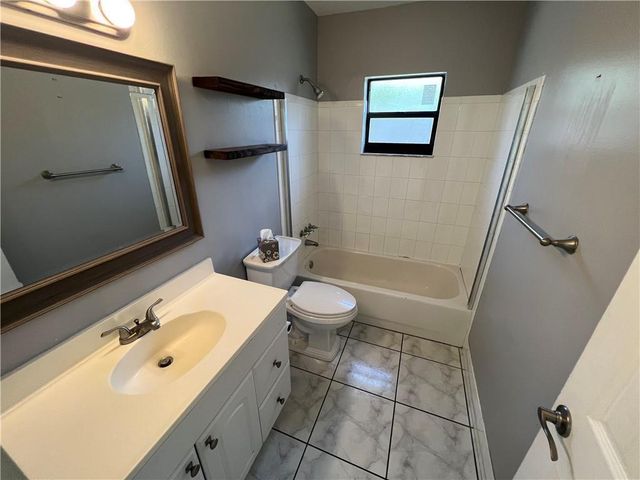 230 SW 1st Street G-8, Pompano Beach, FL 33060