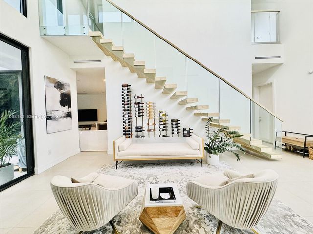 2550 Overbrook St 0, Miami, FL 33133