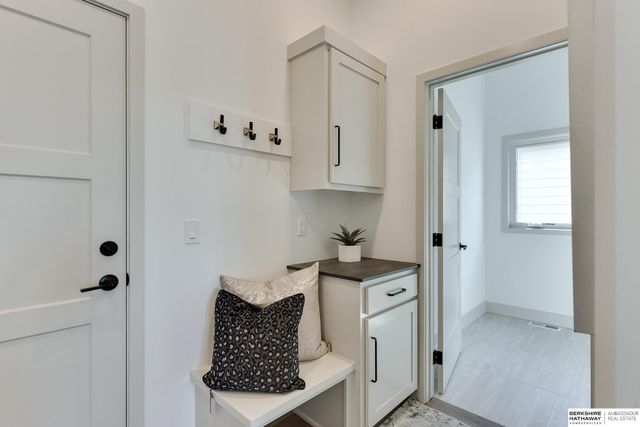 10602 S 126th Court, Papillion, NE 68138