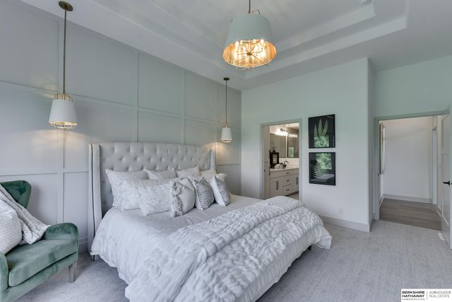 10602 S 126th Court, Papillion, NE 68138