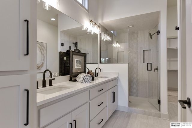 10602 S 126th Court, Papillion, NE 68138