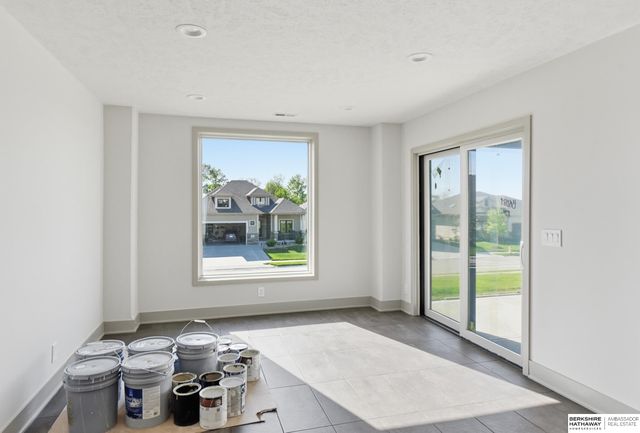 10602 S 126th Court, Papillion, NE 68138