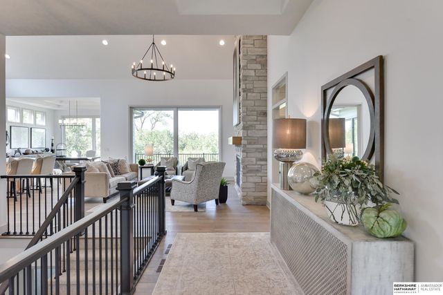 10602 S 126th Court, Papillion, NE 68138