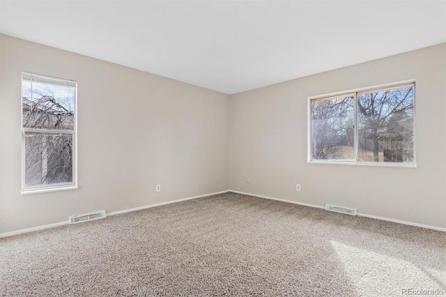 2013 S Yank Way, Lakewood, CO 80228