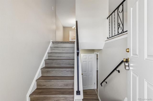 2013 S Yank Way, Lakewood, CO 80228