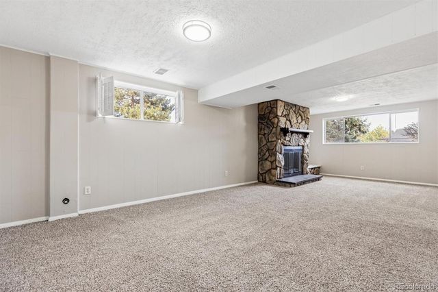 2013 S Yank Way, Lakewood, CO 80228