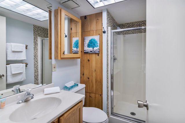 220 Mountainside Drive E203, Stowe, VT 05672