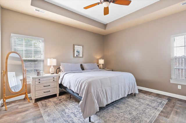 4107 TREETOP LN, Columbia, MO 65202