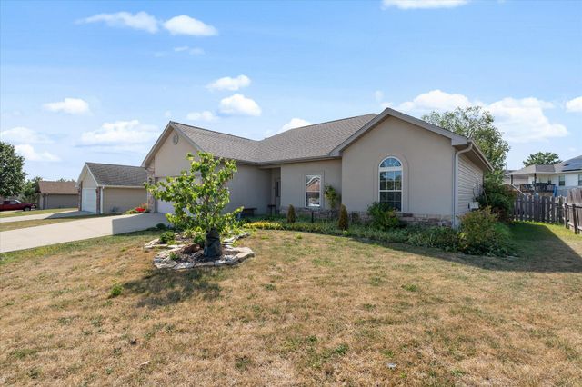 4107 TREETOP LN, Columbia, MO 65202