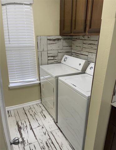 17331 Red Oak Drive 34, Houston, TX 77090