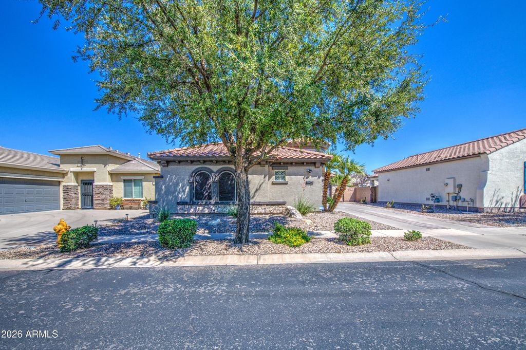 940 E Bellerive Place, Chandler, AZ 85249 — photo 3