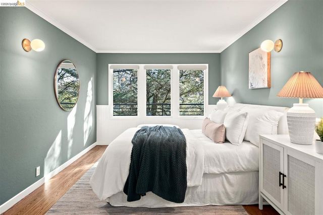 6272 Clive Avenue, Oakland, CA 94611