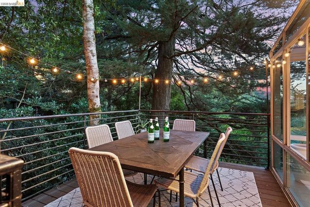 6272 Clive Avenue, Oakland, CA 94611