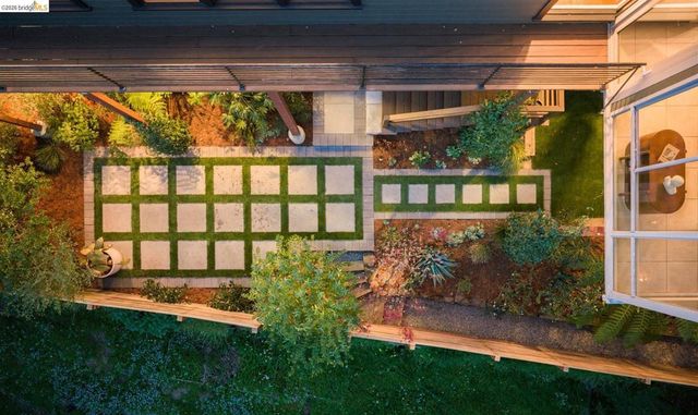 6272 Clive Avenue, Oakland, CA 94611