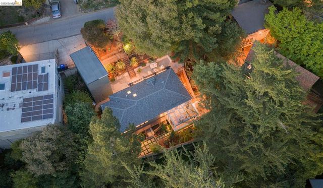 6272 Clive Avenue, Oakland, CA 94611