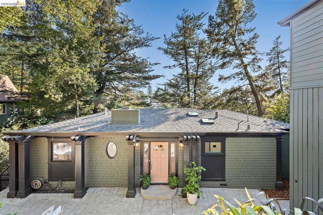 6272 Clive Avenue, Oakland, CA 94611