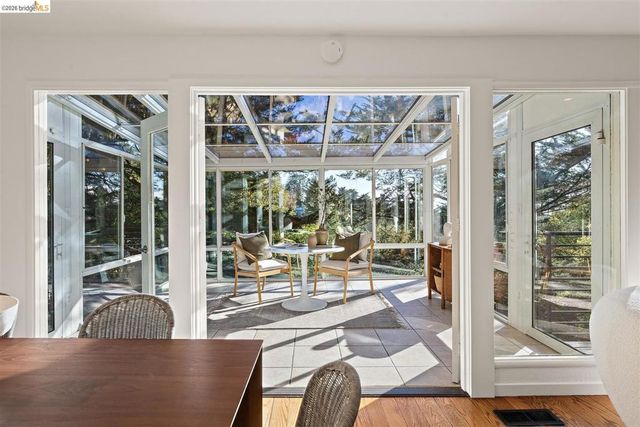 6272 Clive Avenue, Oakland, CA 94611