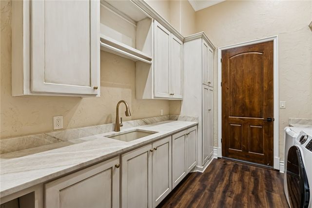 3128 Old St. Marys Road, Beeville, TX 78102