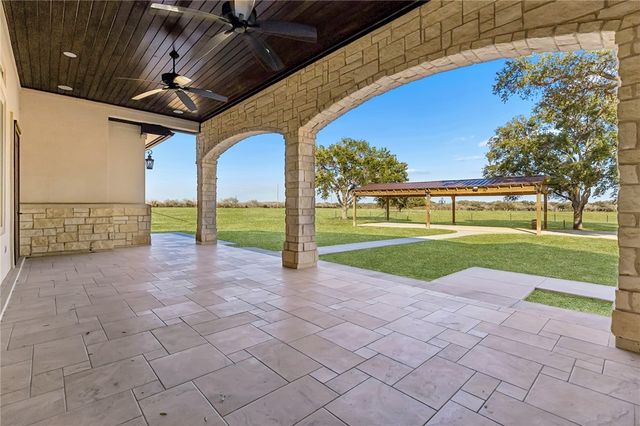 3128 Old St. Marys Road, Beeville, TX 78102