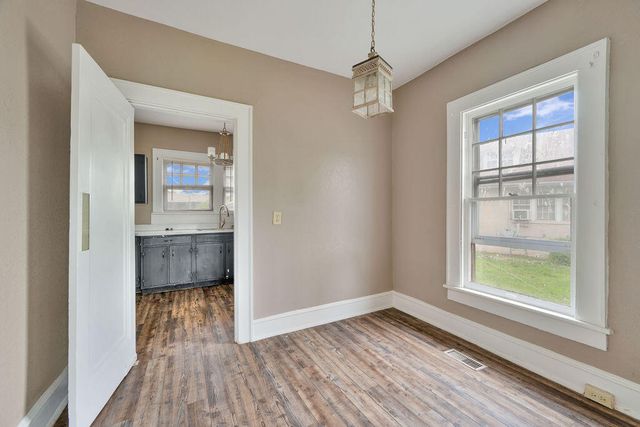 2325 E 03rd Street, Chattanooga, TN 37404