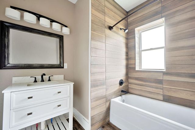 2325 E 03rd Street, Chattanooga, TN 37404