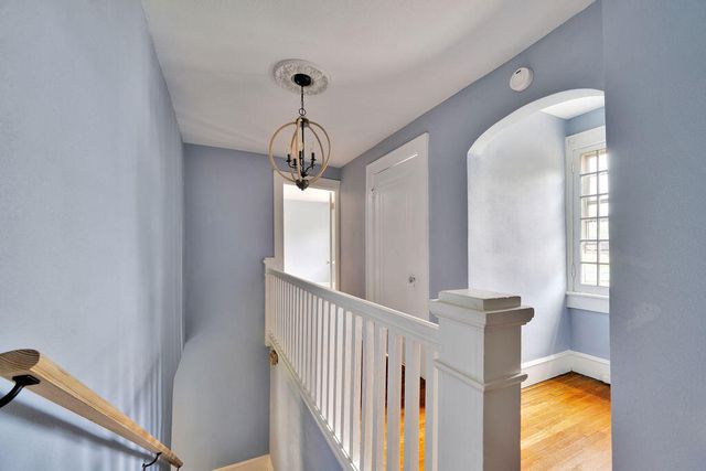 2325 E 03rd Street, Chattanooga, TN 37404