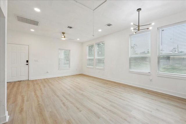 2272 Pierce Street, Beaumont, TX 77703