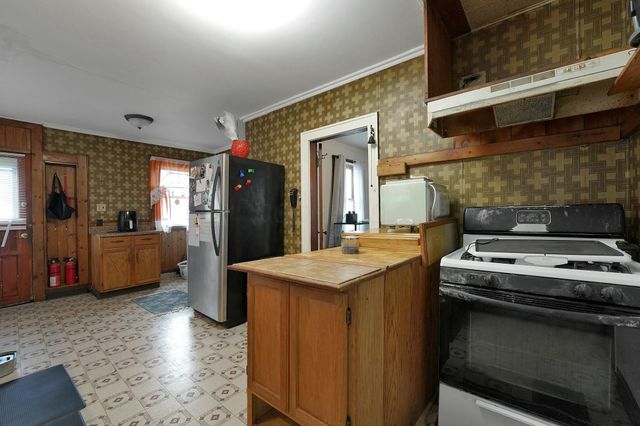 2533 Sullivant Avenue, Columbus, OH 43204