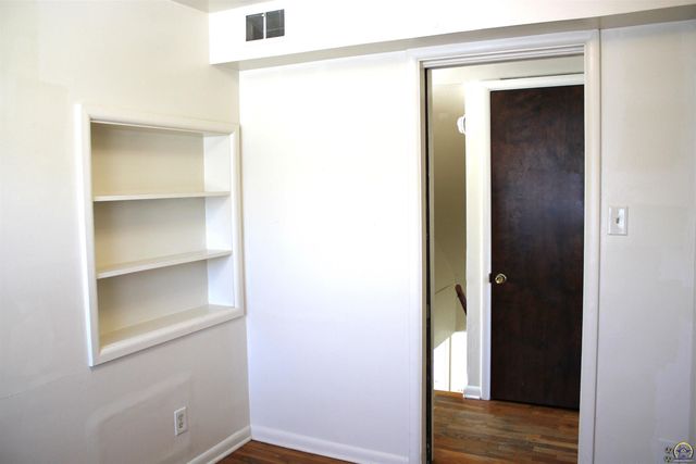 2632-2634 SE Adams St, Topeka, KS 66605