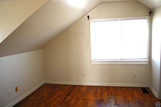 2632-2634 SE Adams St, Topeka, KS 66605