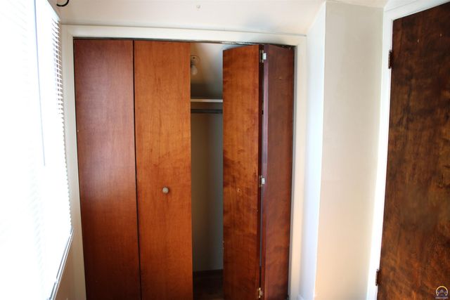 2632-2634 SE Adams St, Topeka, KS 66605